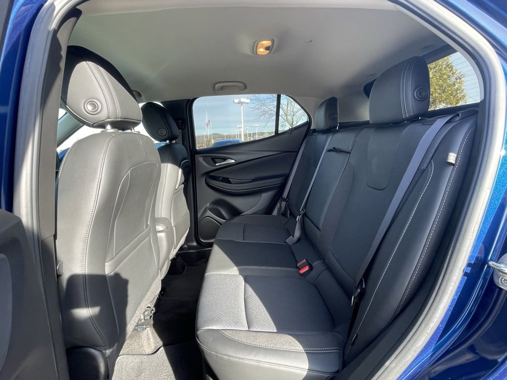 Used 2022 Buick Encore GX Select image 18