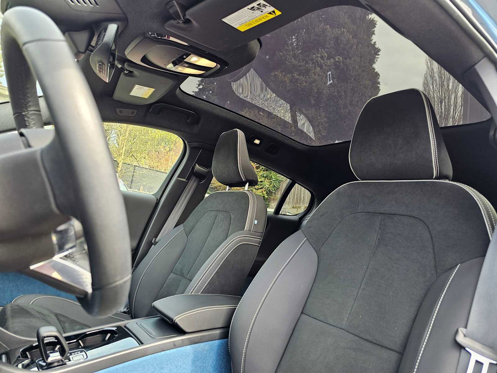 Certified 2023 Volvo C40 P8 Recharge Ultimate w/ Protection Package Premier image 21