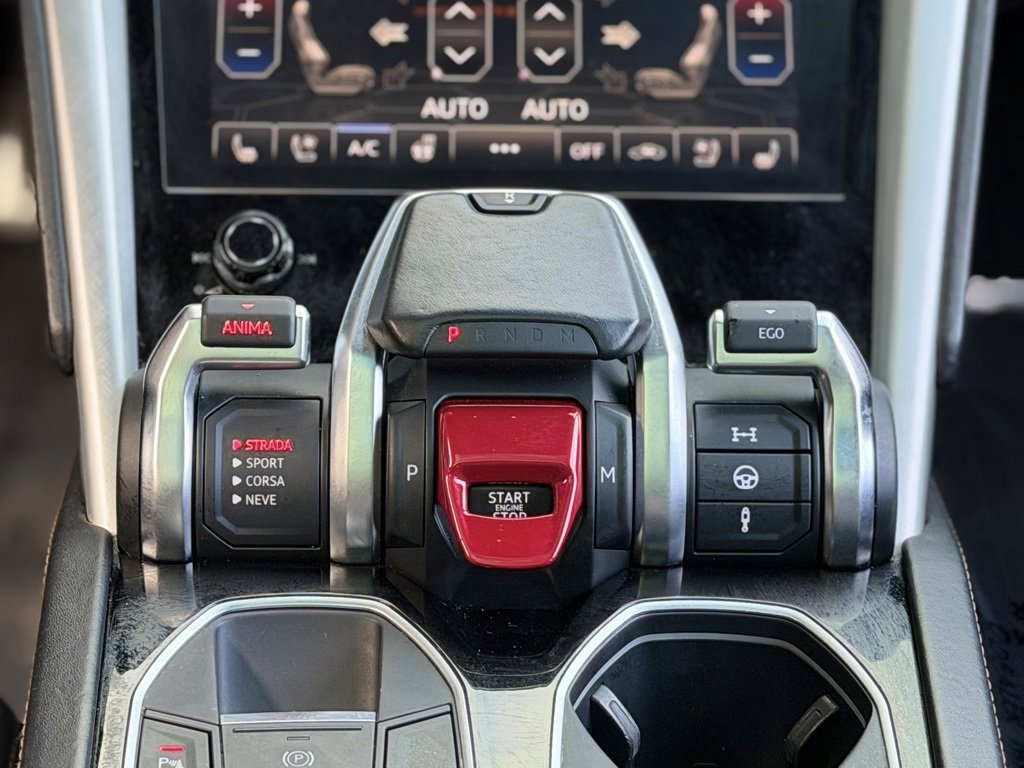 Used 2021 Lamborghini Urus image 49