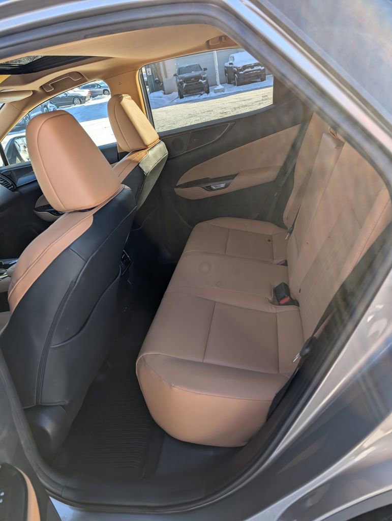 Used 2022 Lexus NX 350 AWD image 16