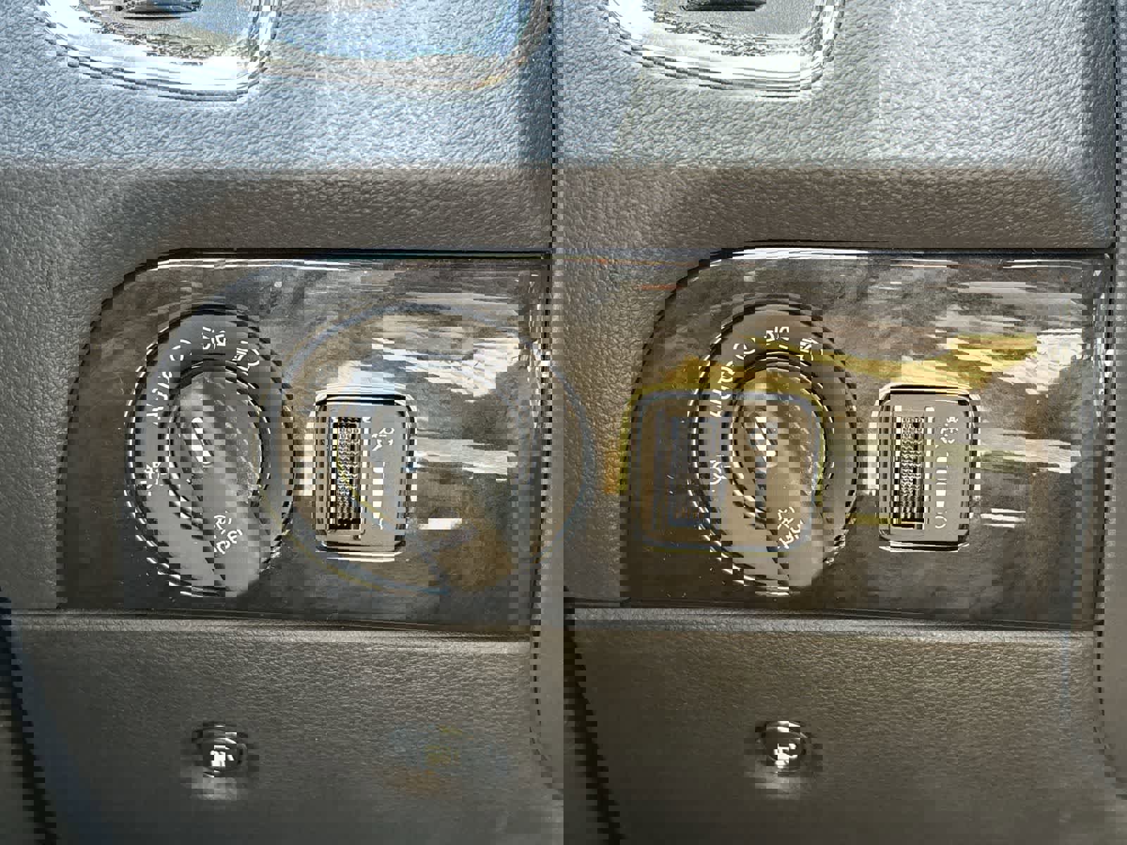 Used 2017 Dodge Durango Citadel w/ Technology Group image 26