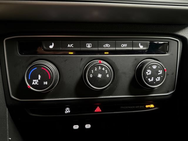 Certified 2023 Volkswagen Atlas Cross Sport SE FWD image 17