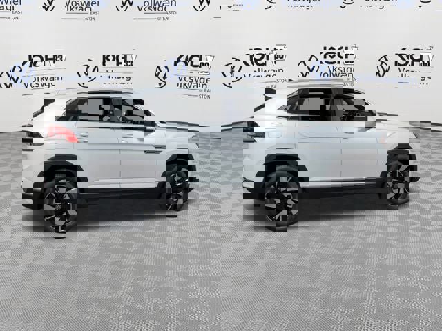 New 2026 Volkswagen Atlas Cross Sport SEL image 11