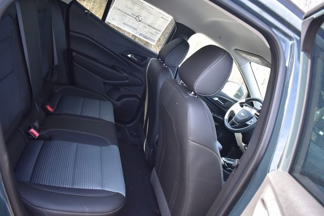New 2026 Chevrolet Trax LT w/ LPO, Blackout Package image 14