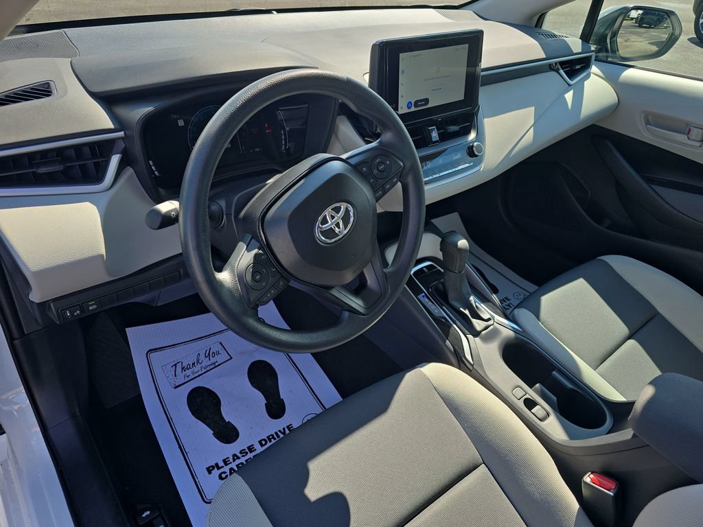 Used 2026 Toyota Corolla LE FWD image 22