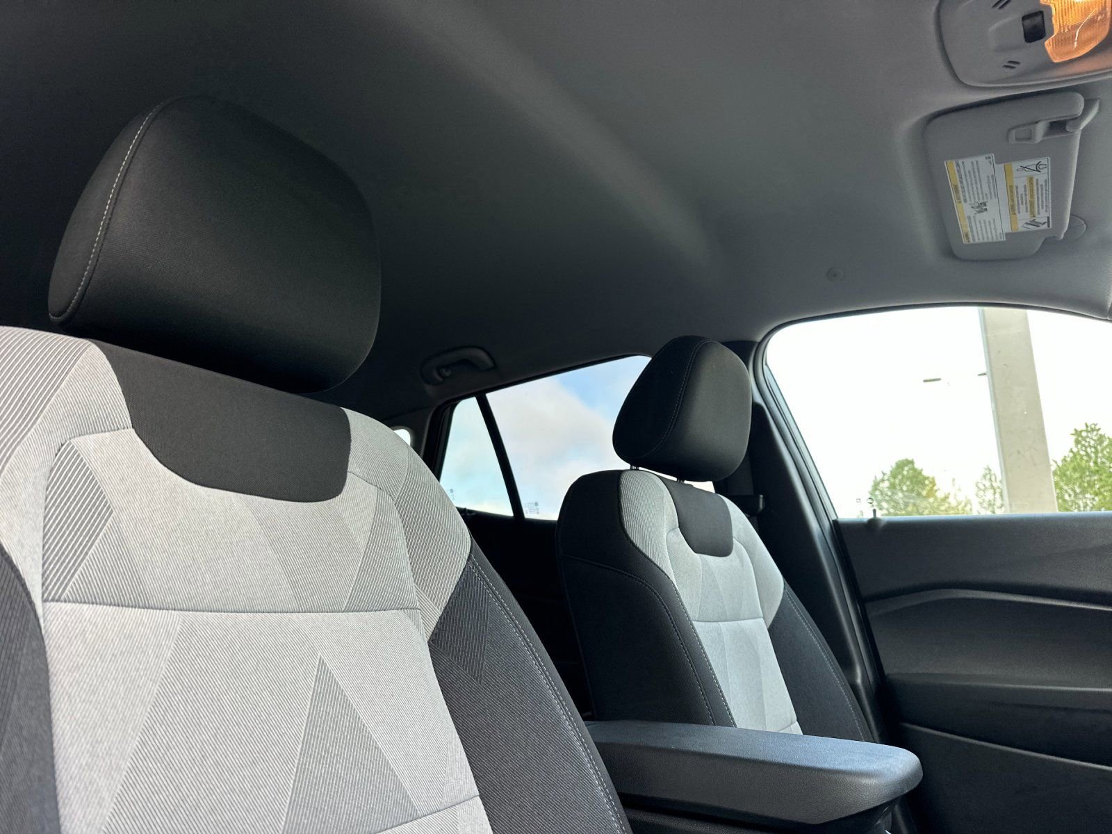 Used 2024 Chevrolet Trax LS FWD image 17