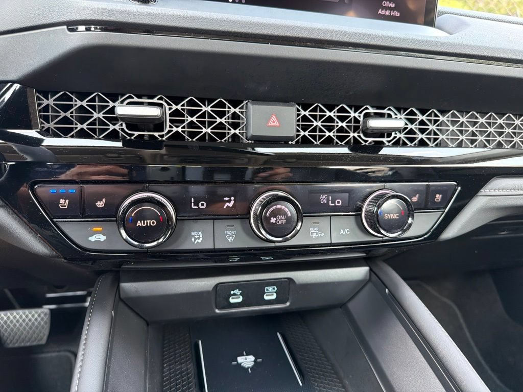 Used 2026 Honda Accord Touring image 12