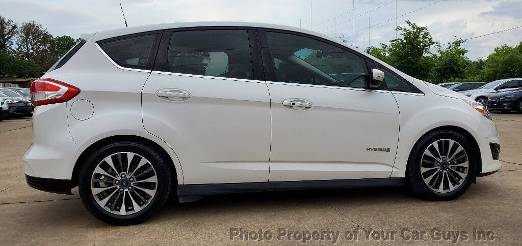 Used 2018 Ford C-MAX Titanium FWD image 11