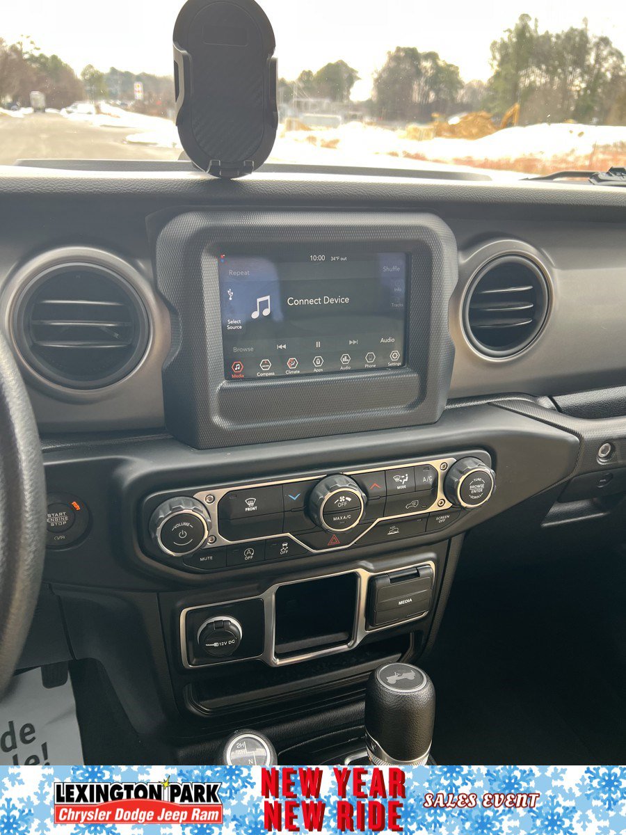 Used 2022 Jeep Wrangler Sport image 19