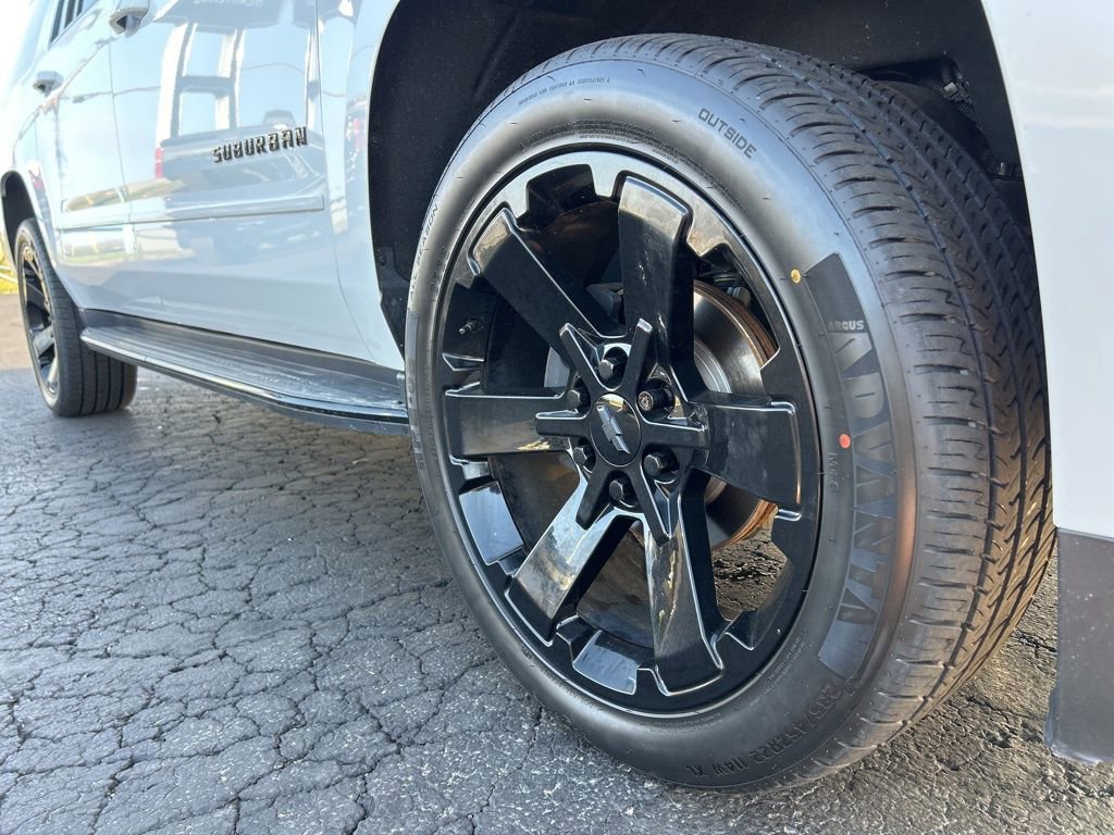 Used 2019 Chevrolet Suburban Premier image 11