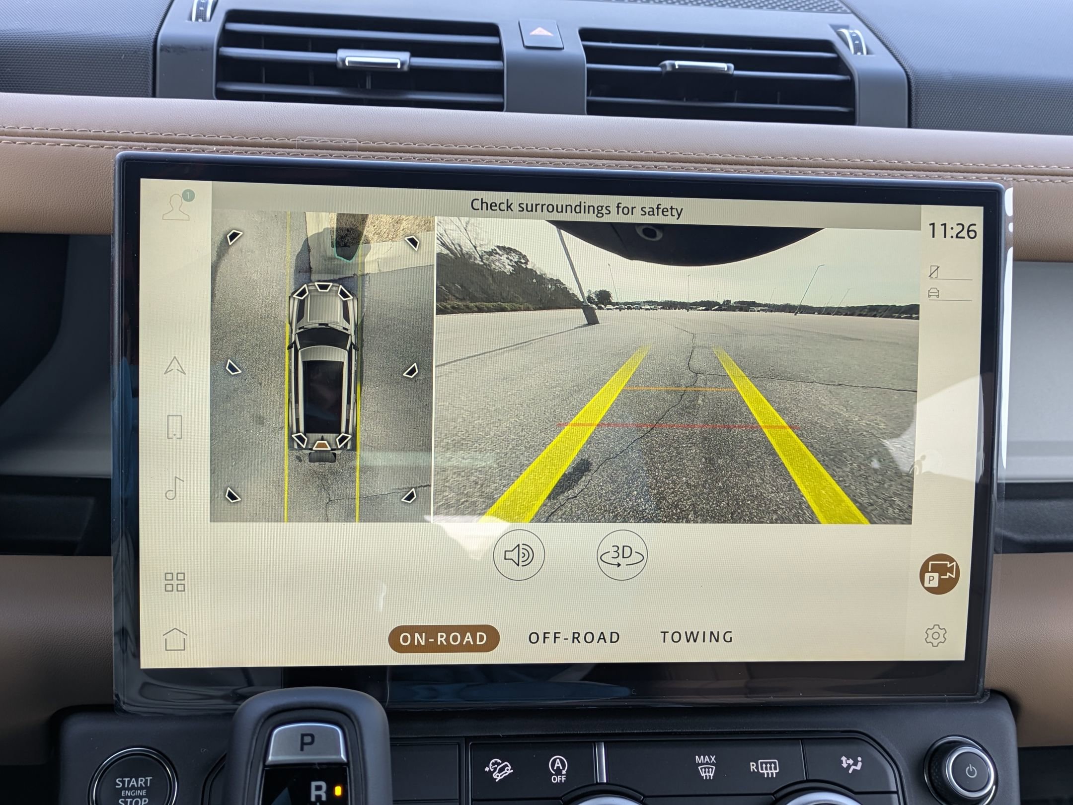 New 2026 Land Rover Defender 130 X-Dynamic SE image 15