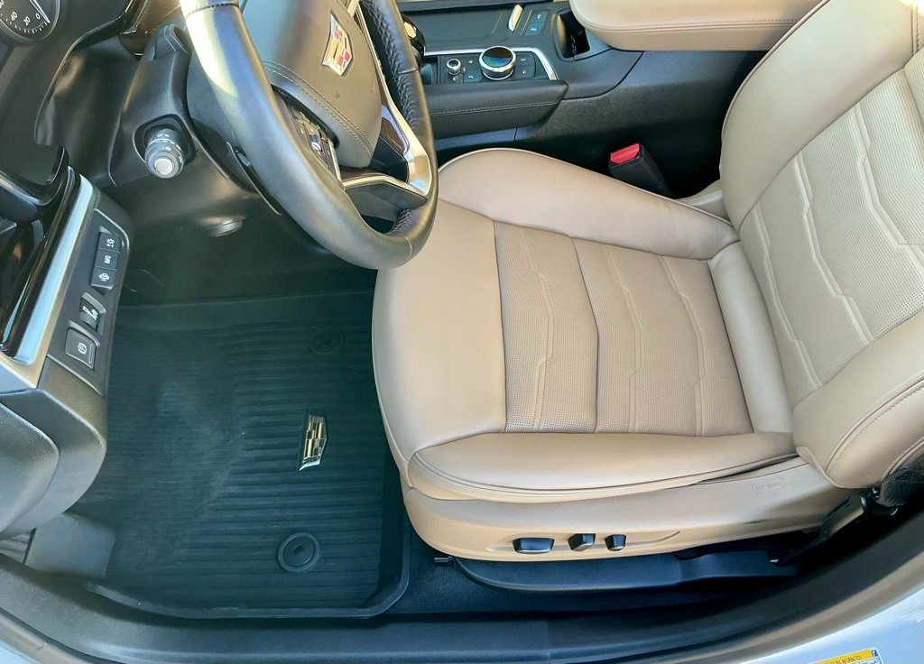 Used 2025 Cadillac XT6 Premium Luxury w/ Platinum Package image 40