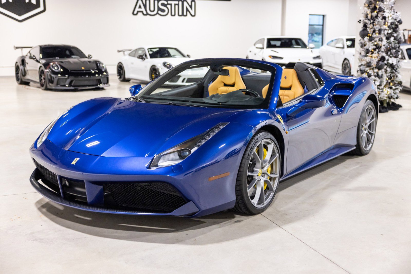 Used 2019 Ferrari 488 Spider image 12