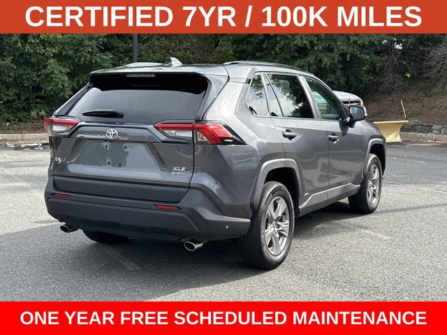 Used 2025 Toyota RAV4 XLE AWD/4WD image 2