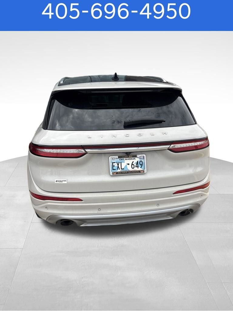 Used 2021 Lincoln Corsair Reserve w/ Equipment Group 201A AWD/4WD image 4