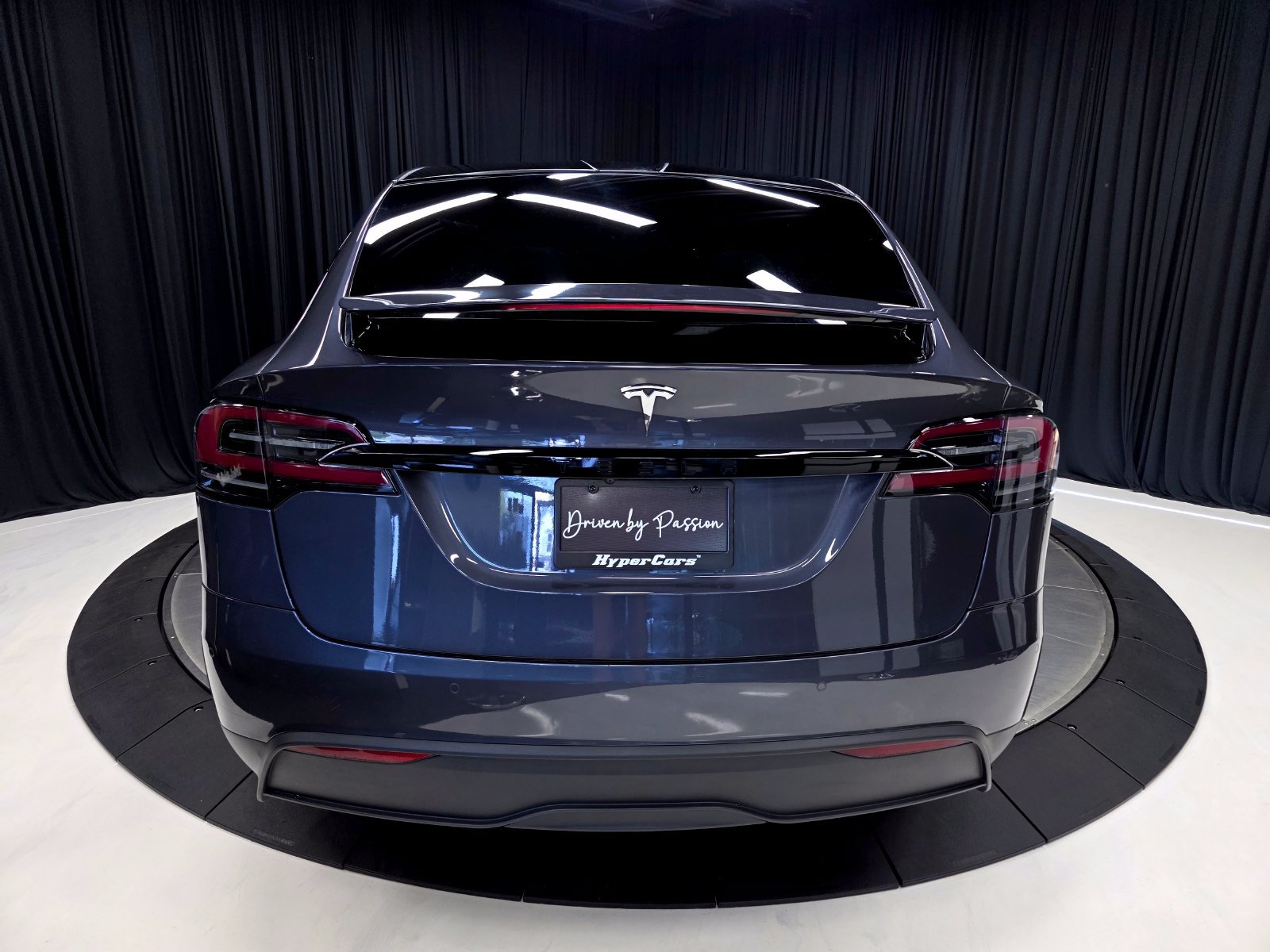 Used 2023 Tesla Model X AWD/4WD image 14