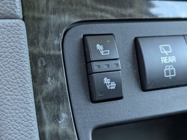 Used 2014 Buick Enclave Leather FWD image 26