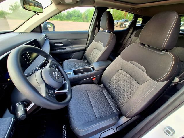 Certified 2026 Nissan Kicks SV w/ SV Premium Package FWD image 10