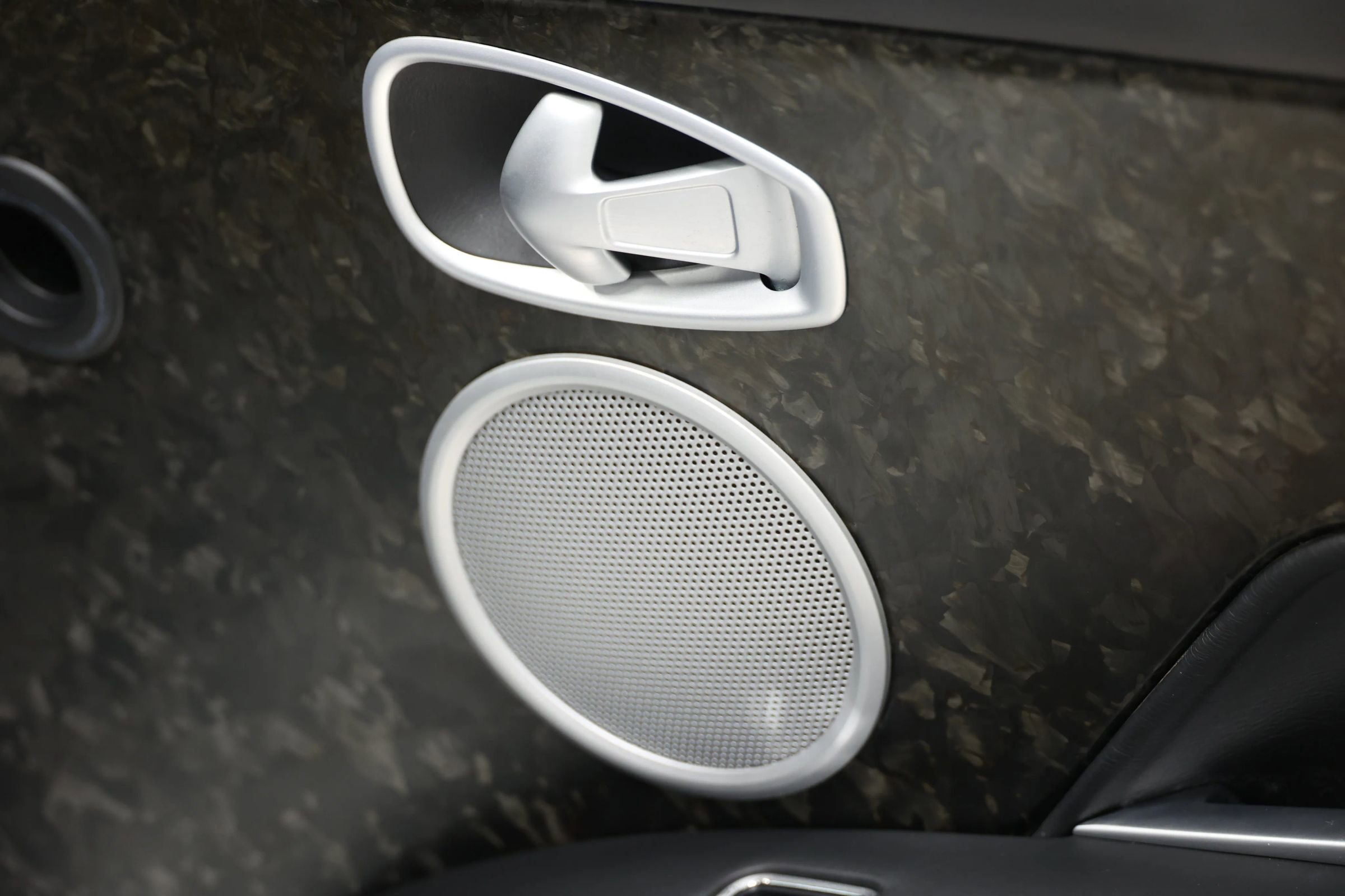 Used 2018 Aston Martin DB11 Coupe image 58