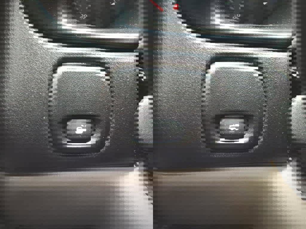 Used 1997 Chevrolet Corvette Coupe image 14