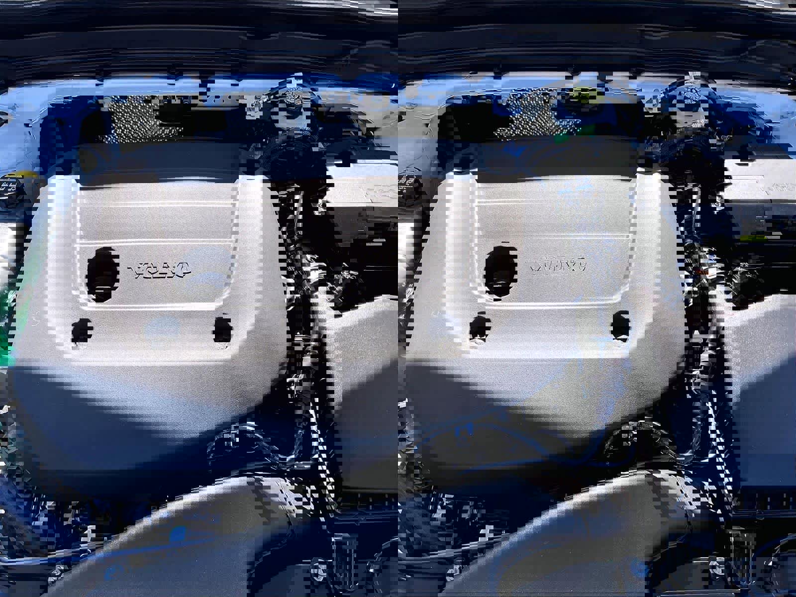 New 2026 Volvo XC40 B5 Plus w/ Protection Package Premier image 13