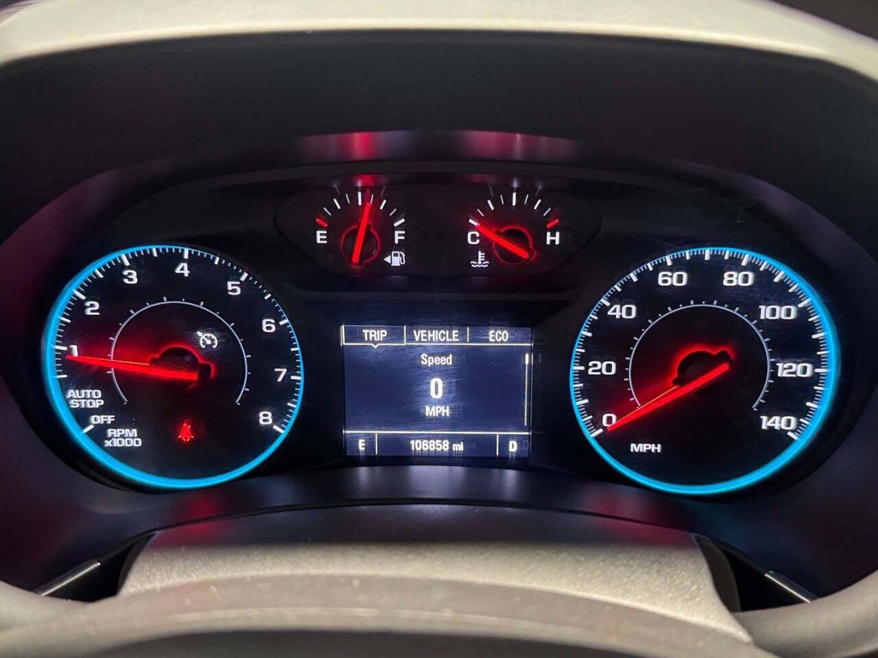 Used 2018 Chevrolet Equinox LT image 22