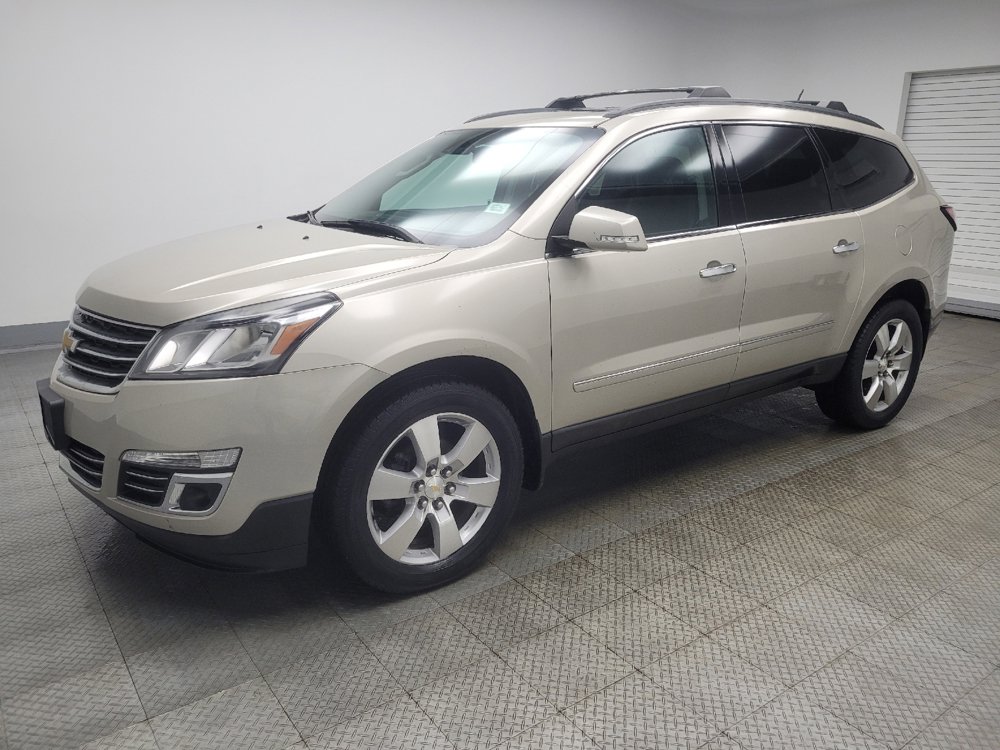 Used 2015 Chevrolet Traverse LTZ FWD image 2