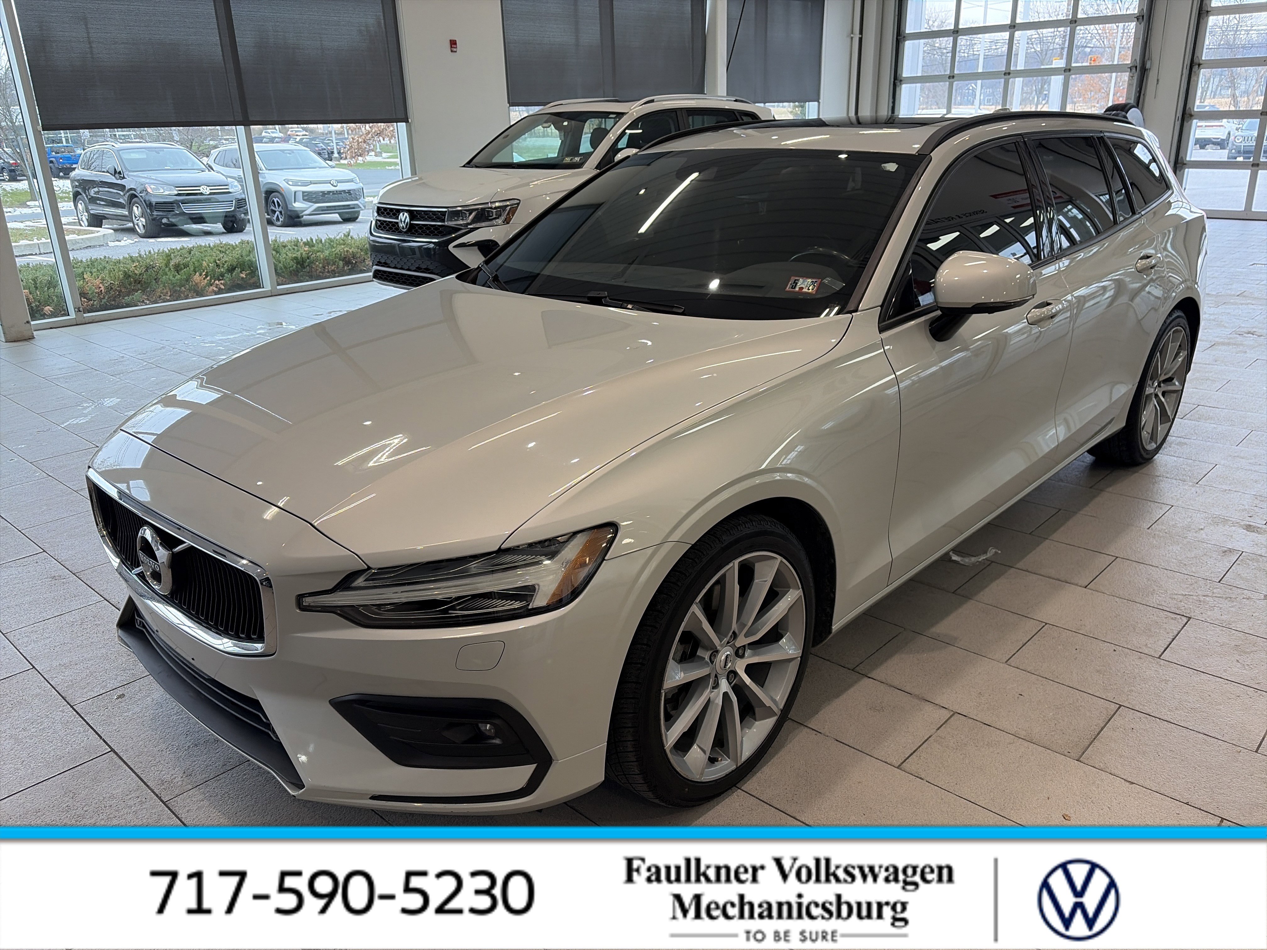 Used 2020 Volvo V60 T5 Momentum