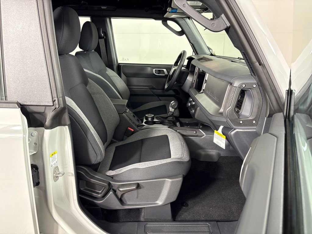 New 2026 Ford Bronco 4-Door AWD/4WD image 5