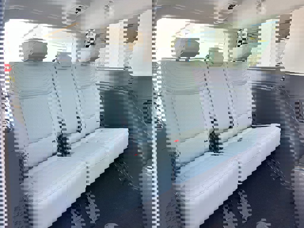 New 2025 Ford Expedition Max Platinum w/ Platinum Ultimate Package image 38