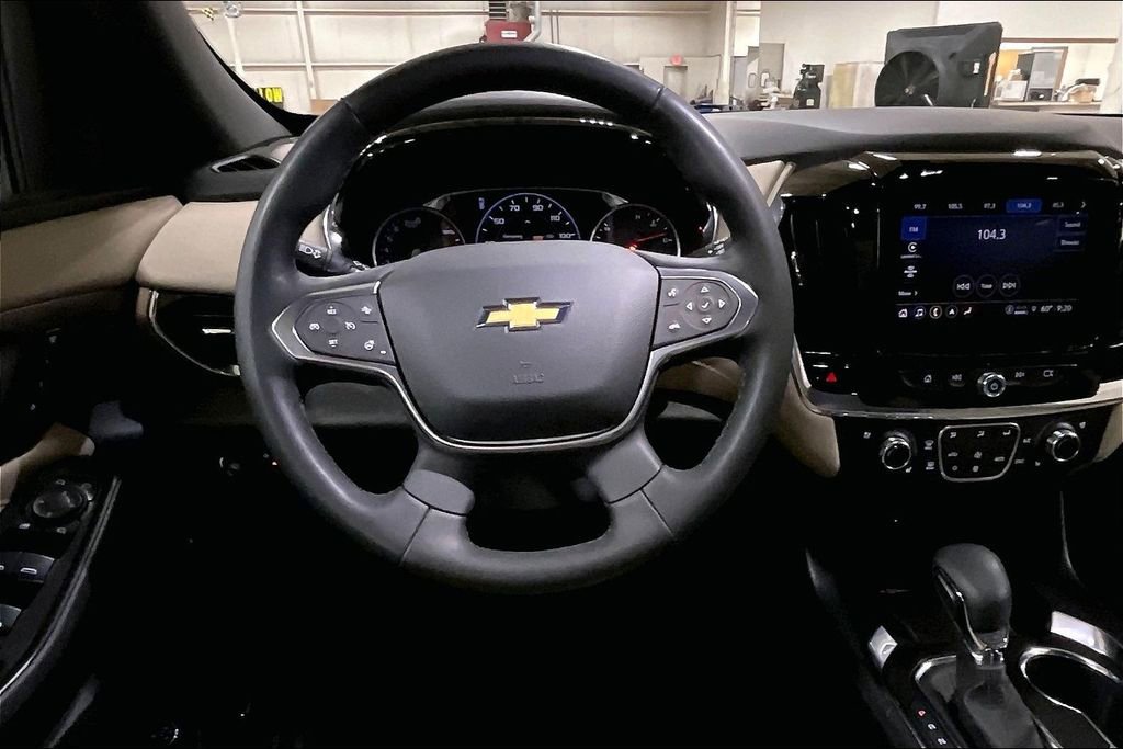 Used 2023 Chevrolet Traverse Premier w/ LPO, Floor Liner Package AWD/4WD image 5