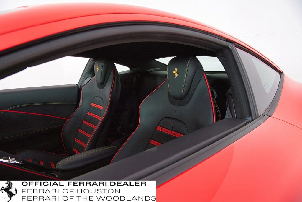 Used 2022 Ferrari Roma image 34