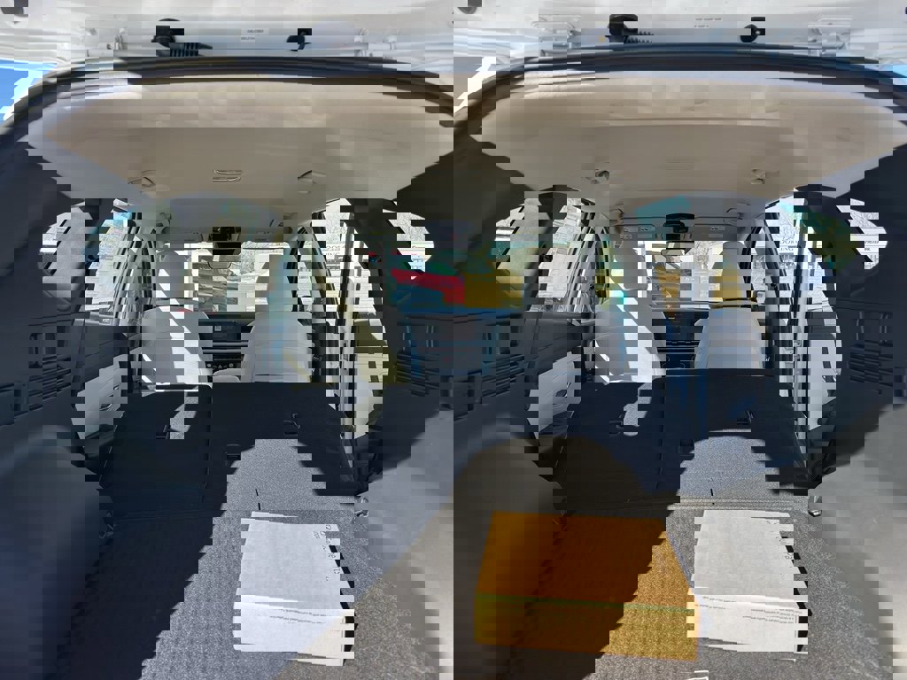 New 2026 Hyundai Tucson Blue SE image 34