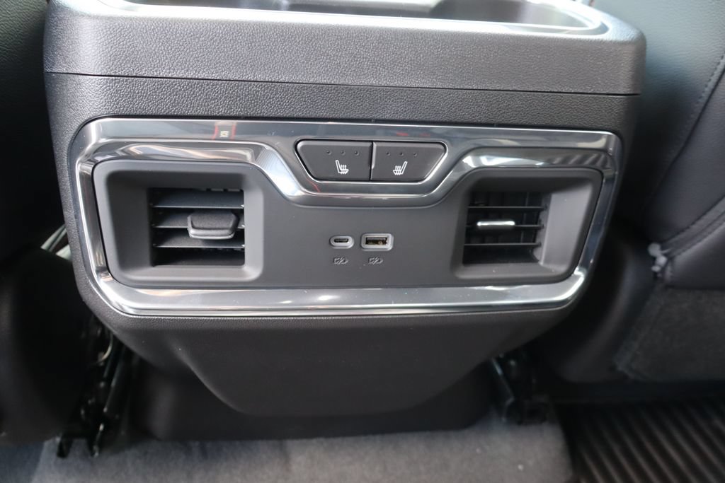 New 2026 Chevrolet Silverado 3500 LTZ w/ LTZ Plus Package AWD/4WD image 28