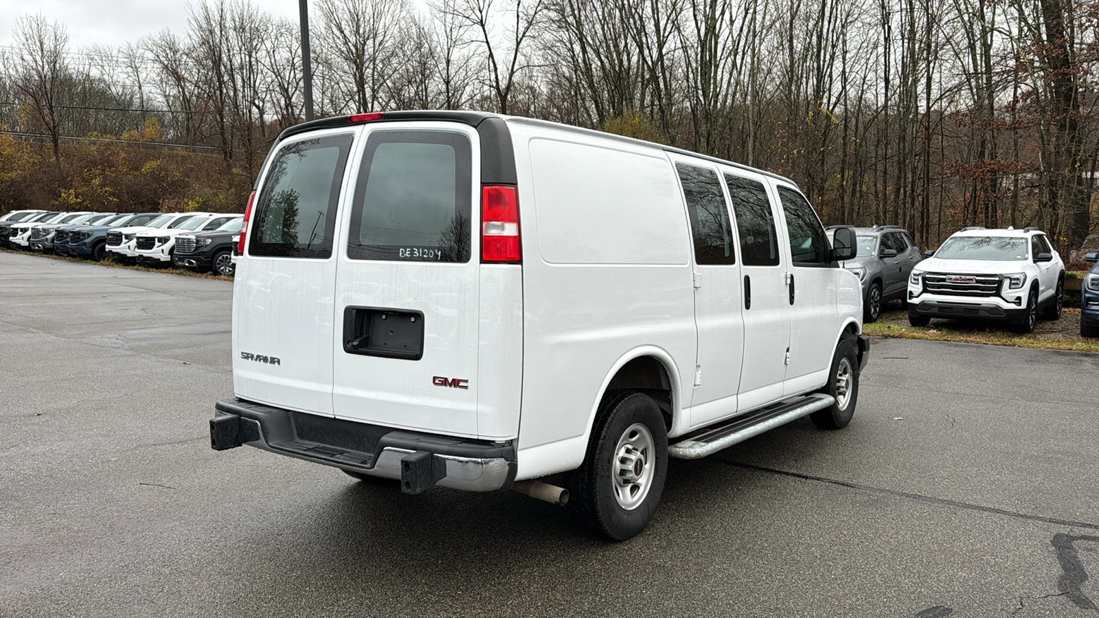 Used 2024 GMC Savana 2500 w/ Driver Convenience Package image 4