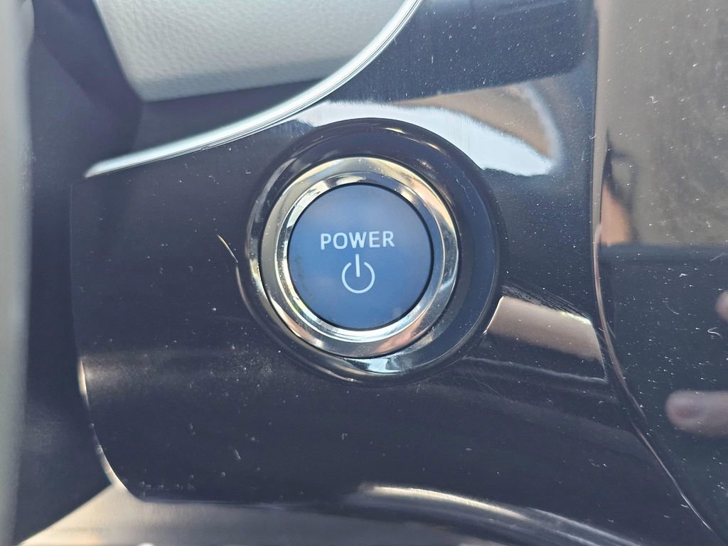 Used 2017 Toyota Prius Three Touring FWD image 29
