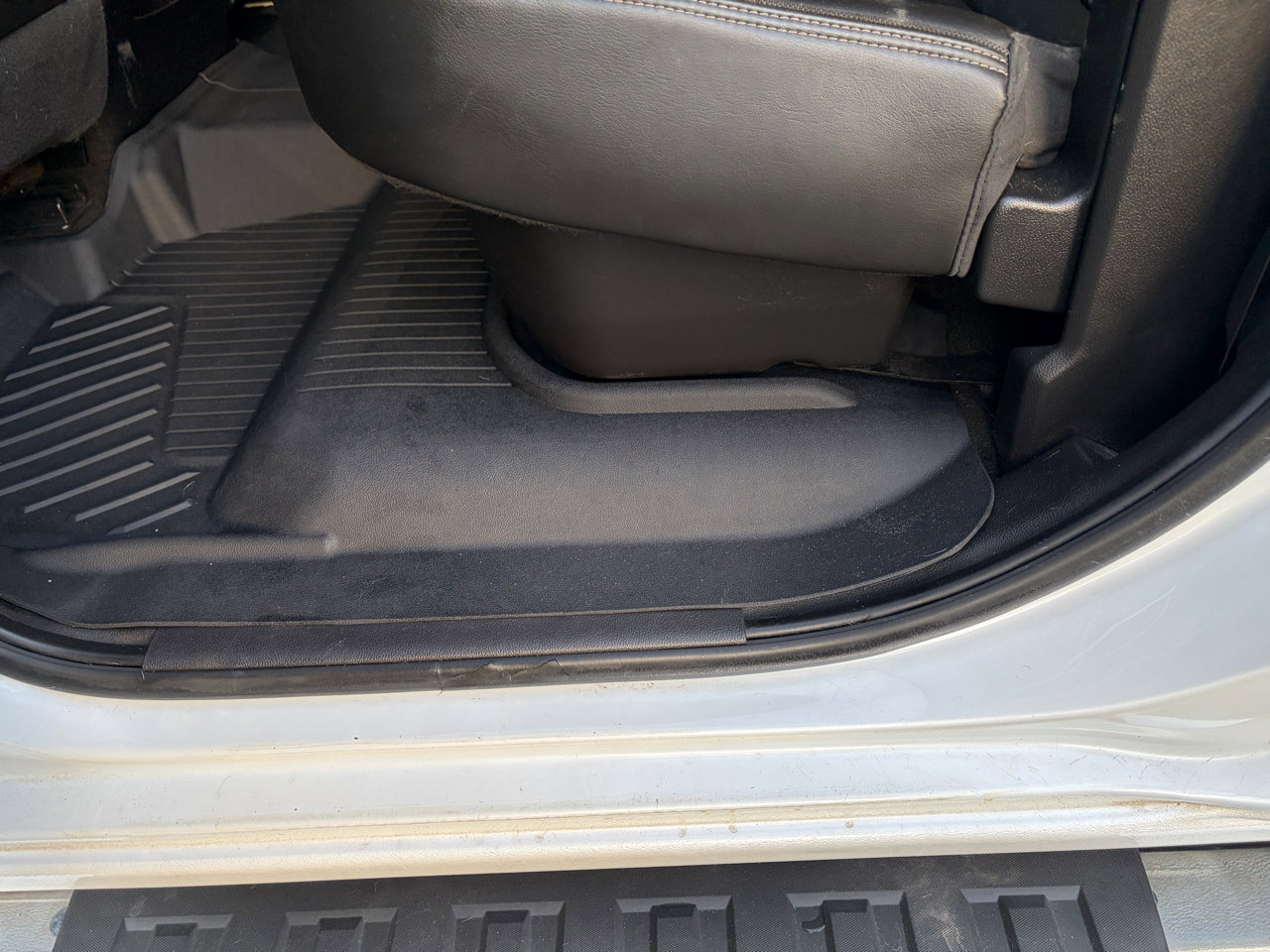 Used 2018 GMC Sierra 3500 Denali w/ Duramax Plus Package image 39