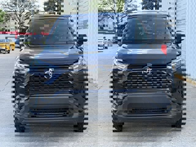 Used 2023 Toyota RAV4 LE image 8