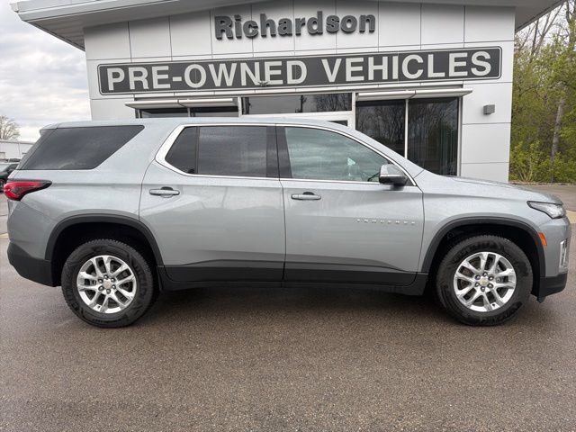 Certified 2023 Chevrolet Traverse LS AWD/4WD image 2