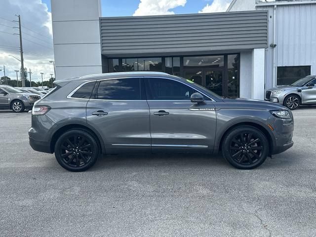 Used 2022 Lincoln Nautilus Reserve FWD image 6