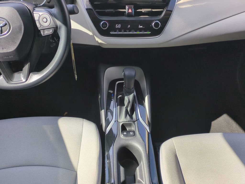 Certified 2022 Toyota Corolla LE image 18