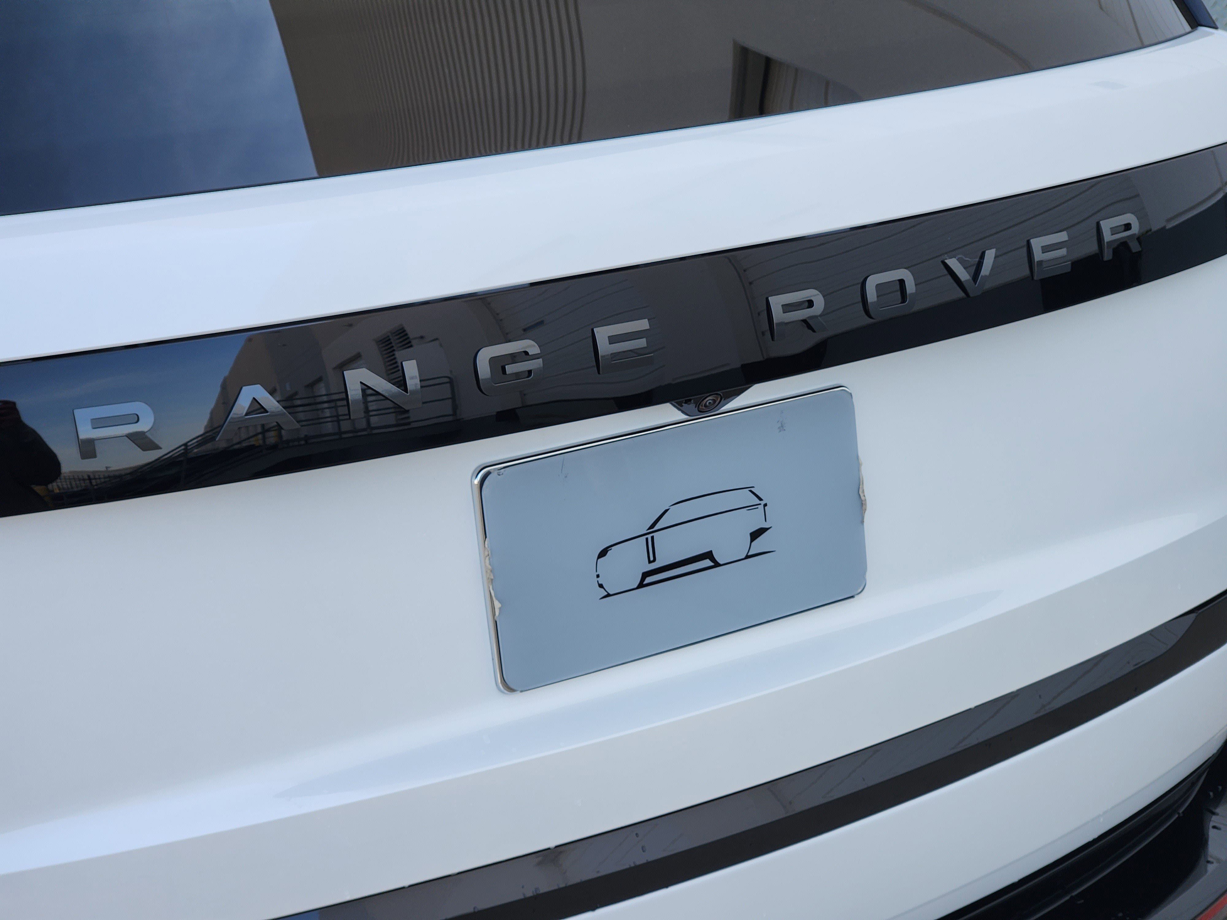 New 2026 Land Rover Range Rover SE image 12