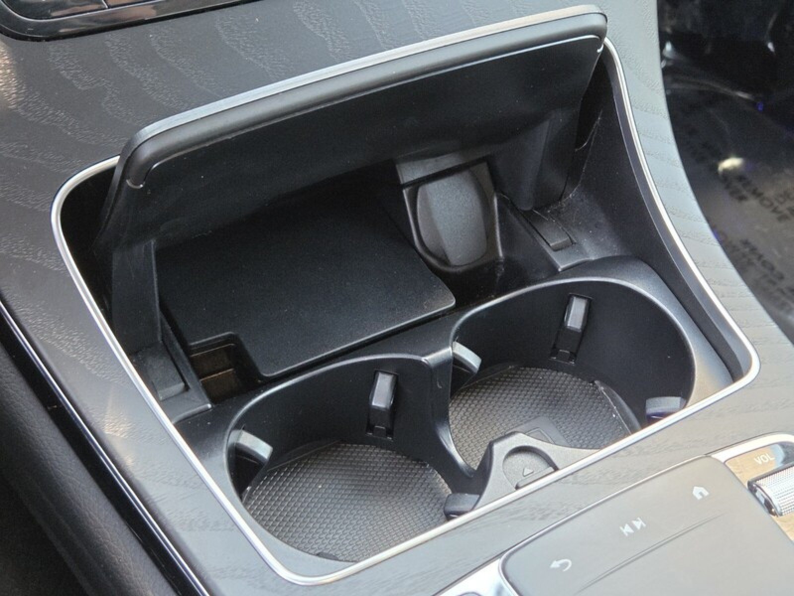 Certified 2022 Mercedes-Benz GLC 300 image 33