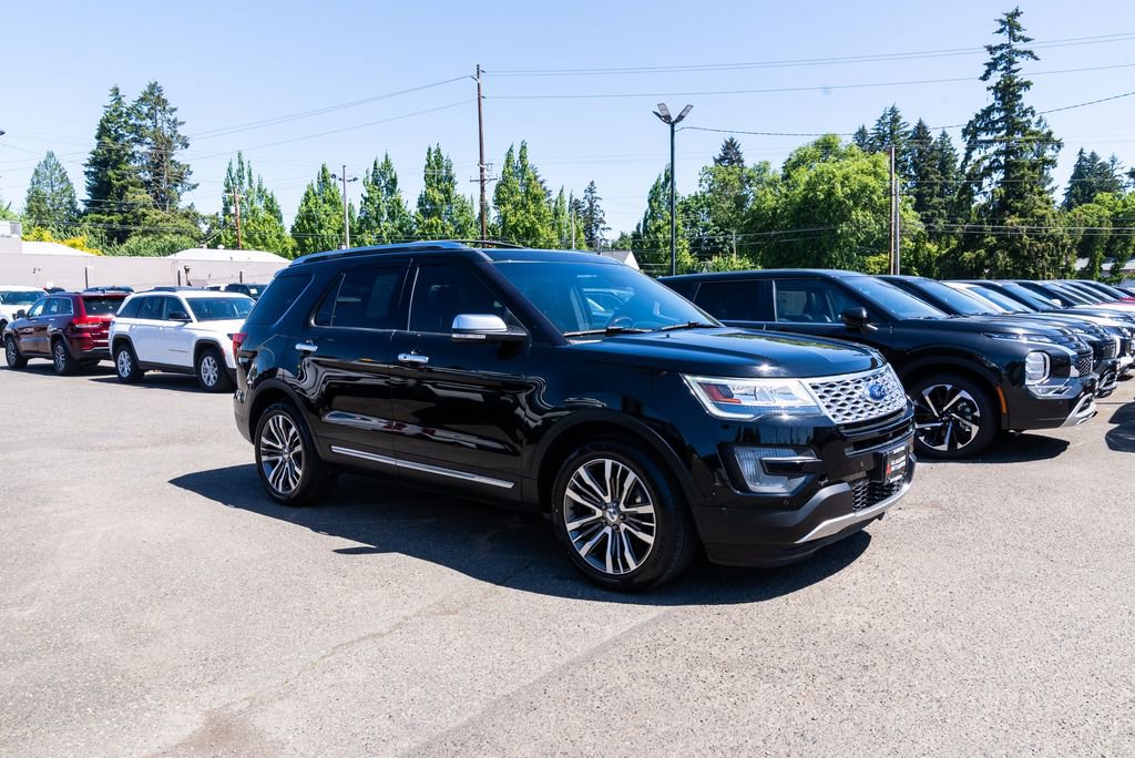 Used 2016 Ford Explorer Platinum AWD/4WD image 27