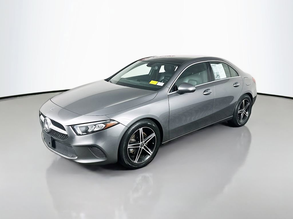 Used 2021 Mercedes-Benz A 220 4MATIC image 3