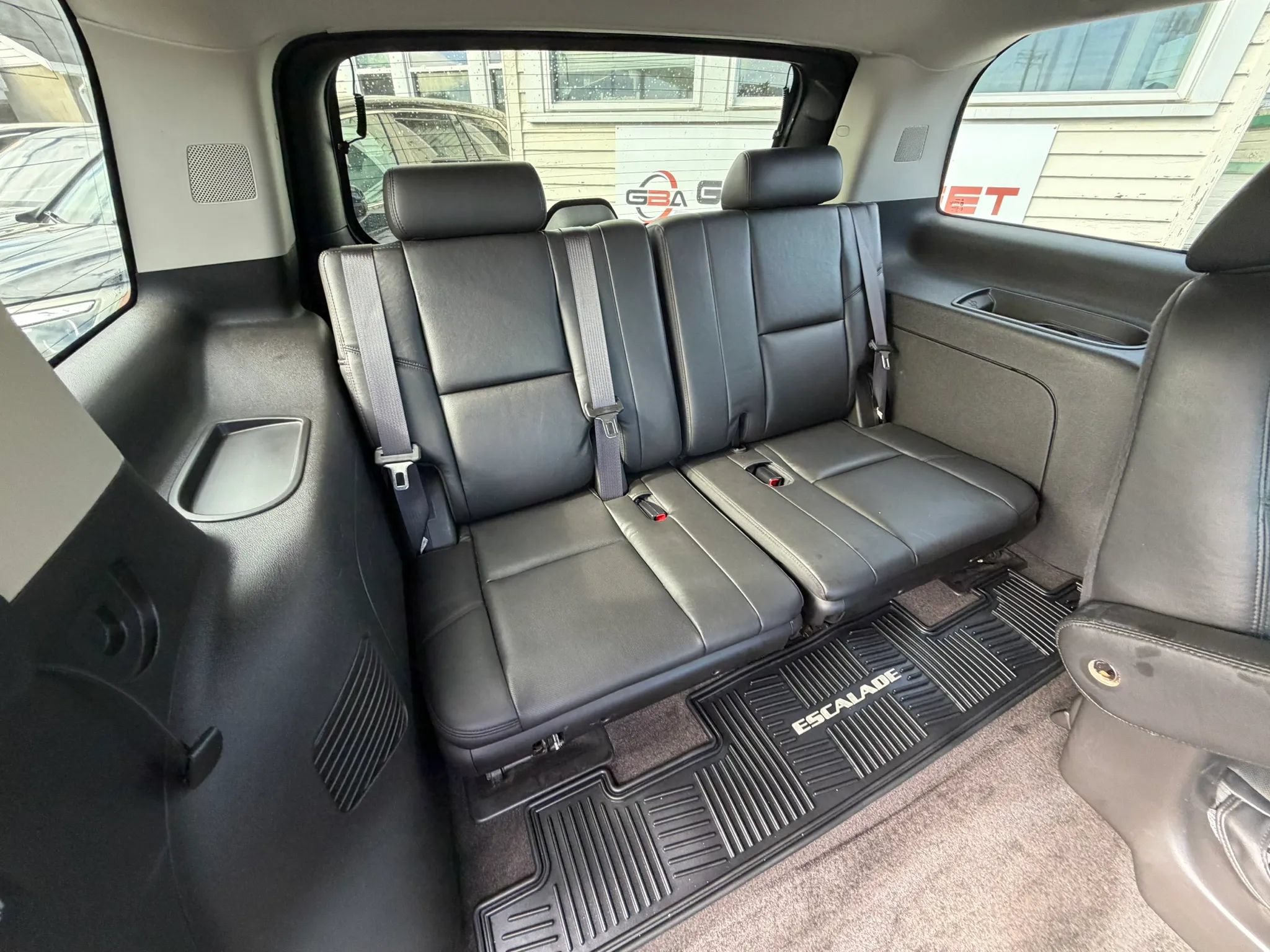 Used 2014 Cadillac Escalade Premium AWD/4WD image 36