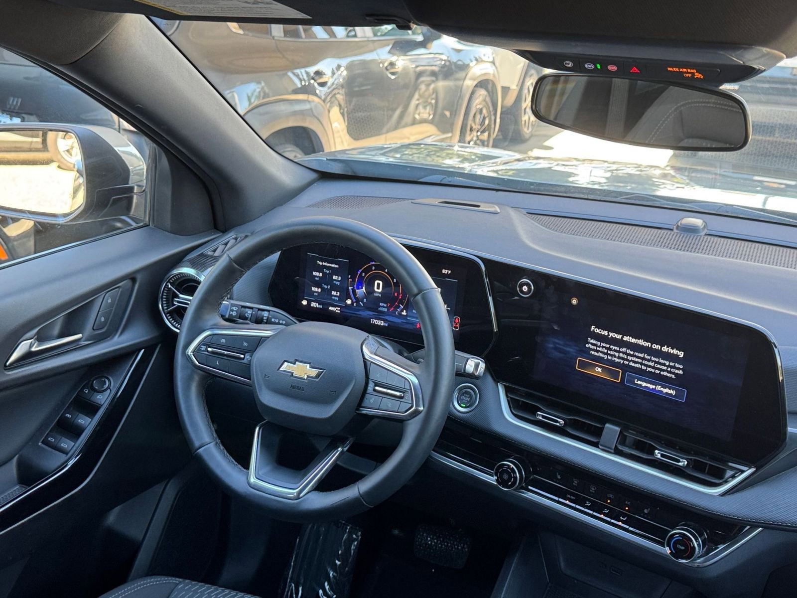 Used 2025 Chevrolet Equinox LT image 33