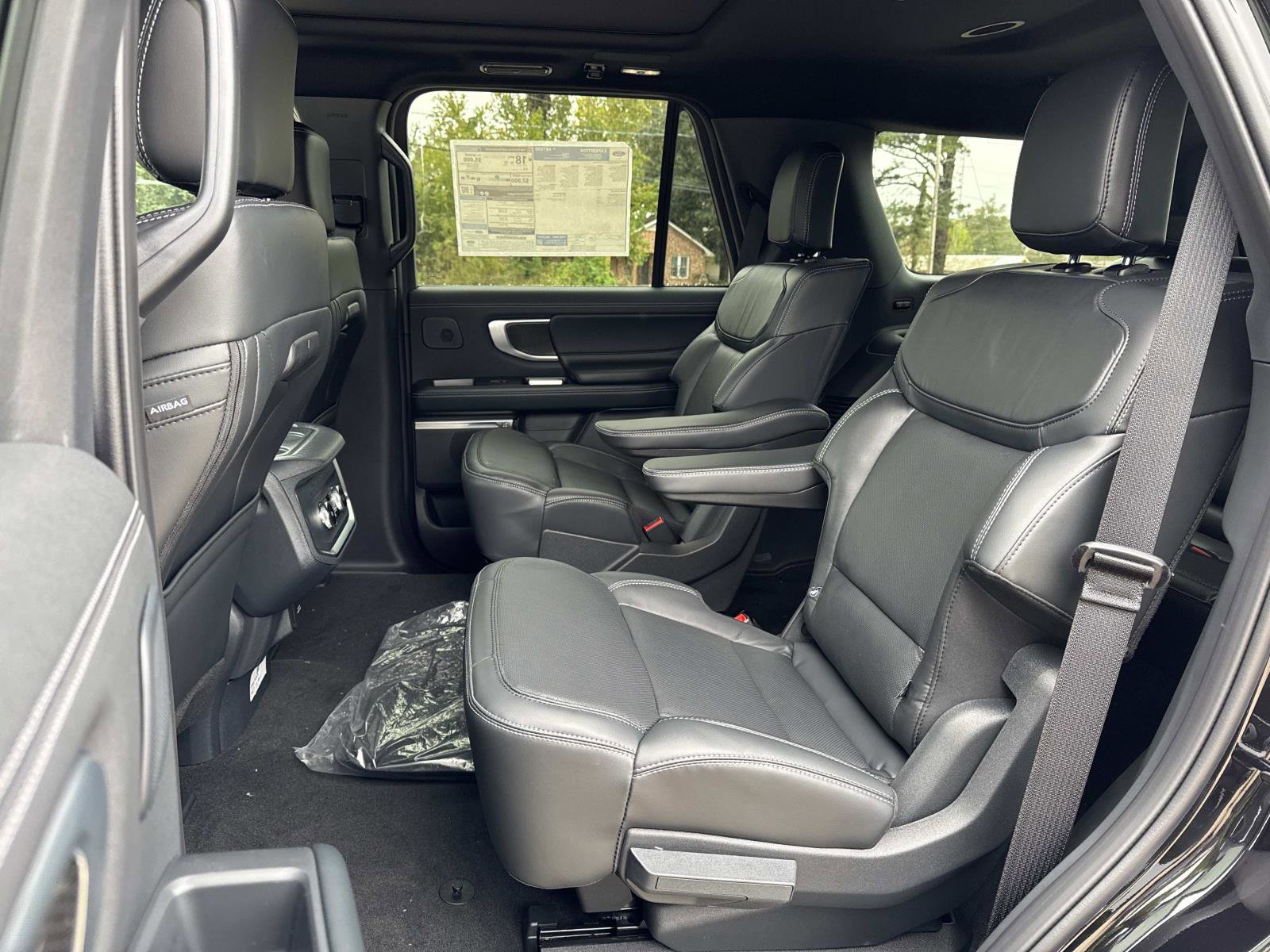 New 2025 Ford Expedition Platinum w/ Stealth Performance Package image 7