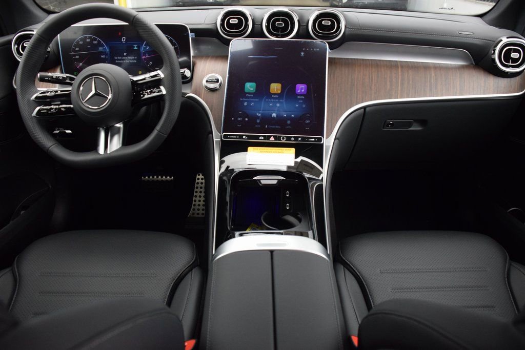 New 2026 Mercedes-Benz GLC 300 image 19