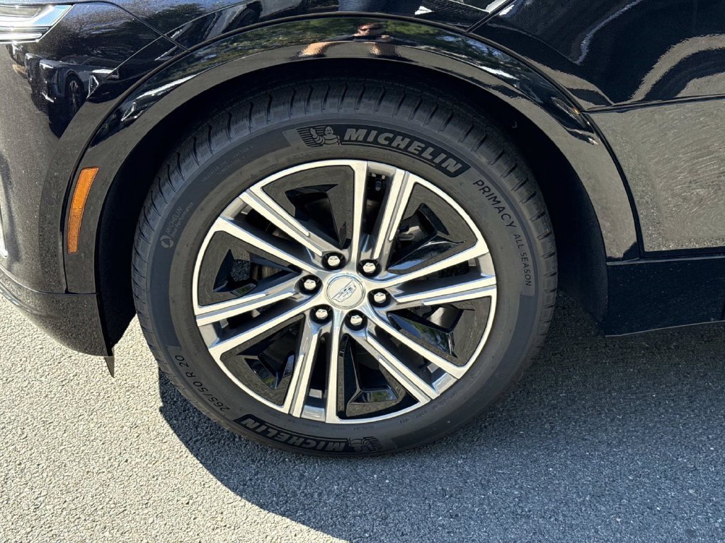 New 2027 Cadillac Lyriq Luxury RWD image 7
